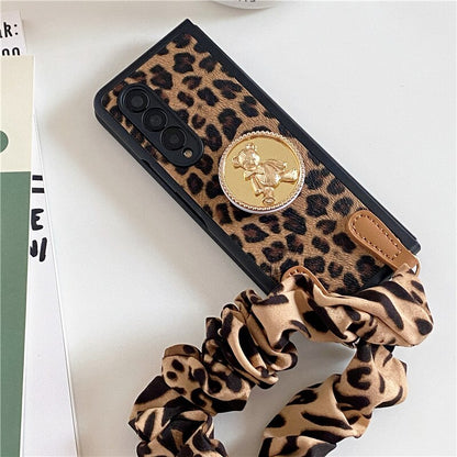 Luxury Cloth Wrist Strap Phone Case For Samsung Galaxy Z Fold 4